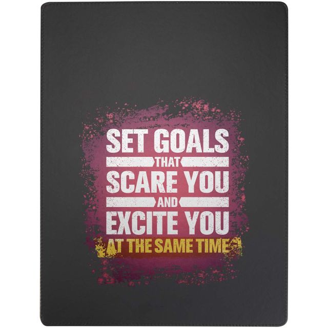 Clast A4 clipboard with magnetic closure and RCS recycled ballpoint pen (black ink)